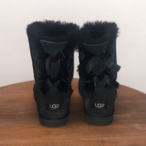 Black Uggs